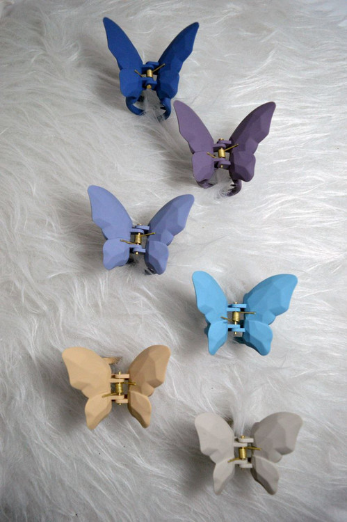 کلیپس مو طرح پروانه مات ترند 2026 در رنگ های عمیق و خنثی