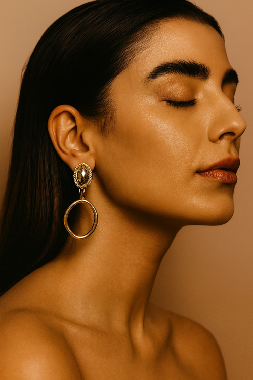گوشواره طلایی زنانه آویز روی گوش مدل
