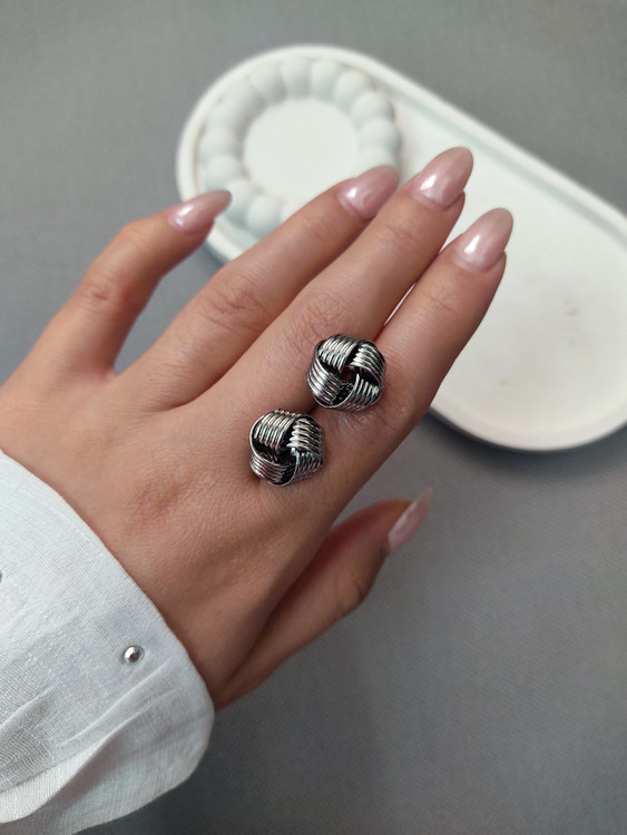 گوشواره مینیمال زنانه مدل لوپ